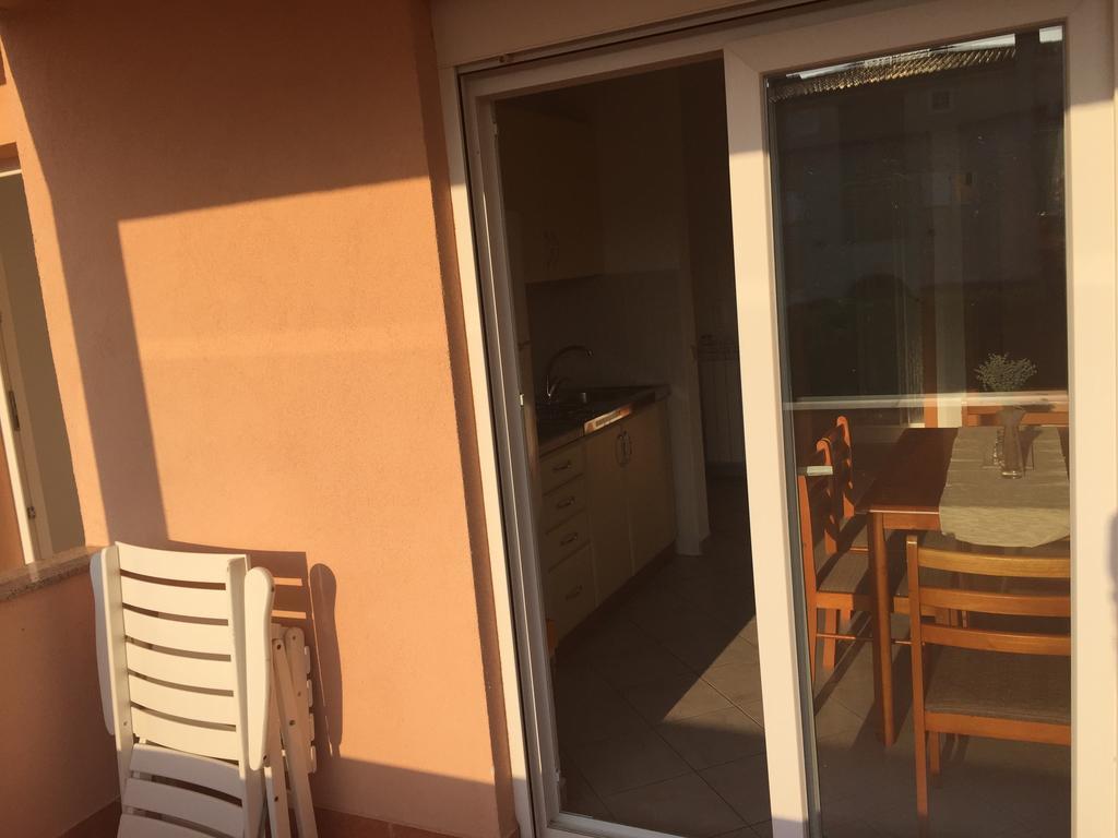 Sunny Rock Volme Apartments Banjole Exterior photo